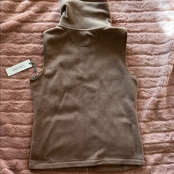 Calvin Klein Cream Fleece Vest - Picture 2 of 4